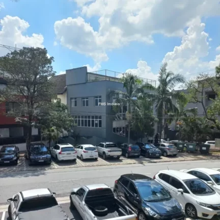Foto do imóvel Prédio comercial com 477m2