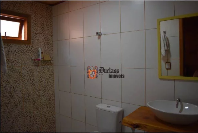Imagem Chácara com 3 dormitórios à venda, 2350 m² por R$ 650.000,00 - Descansópolis - Campos do Jordão/SP