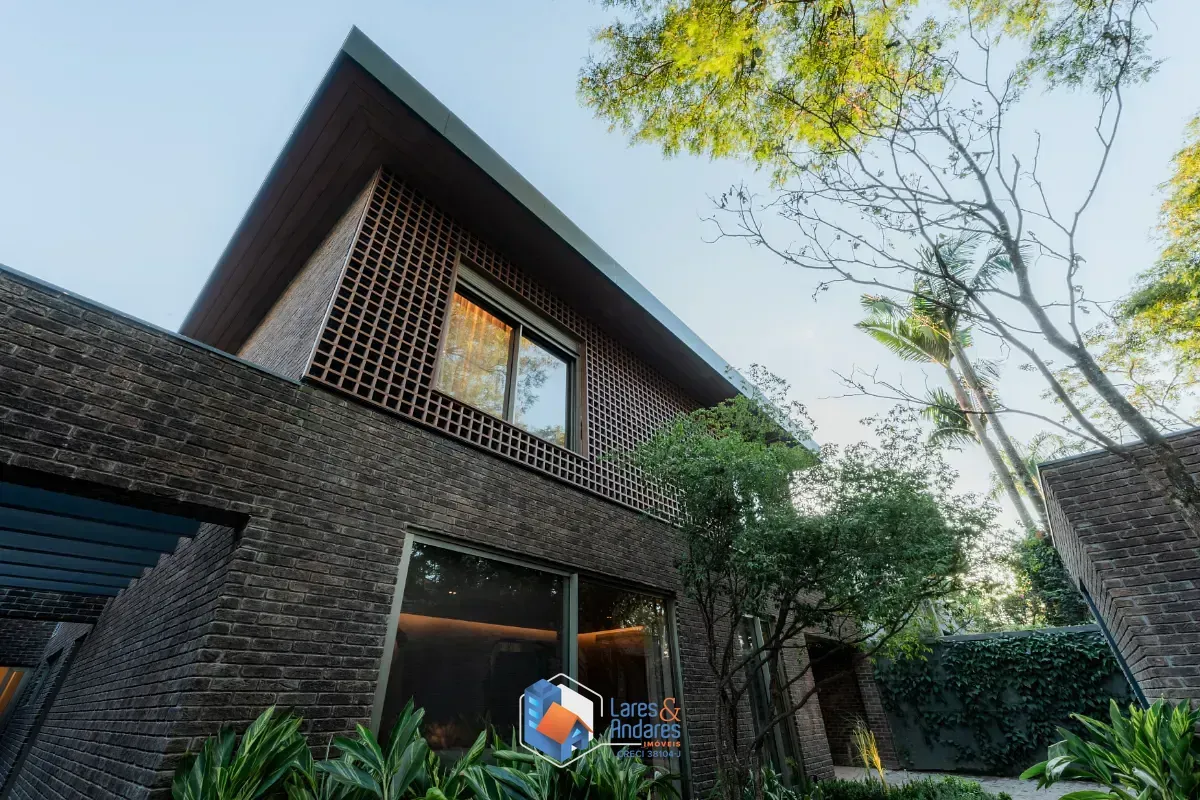 Imagem Casa para venda em Alto de Pinheiros com 4 quartos, sendo 4 suítes, 701m²