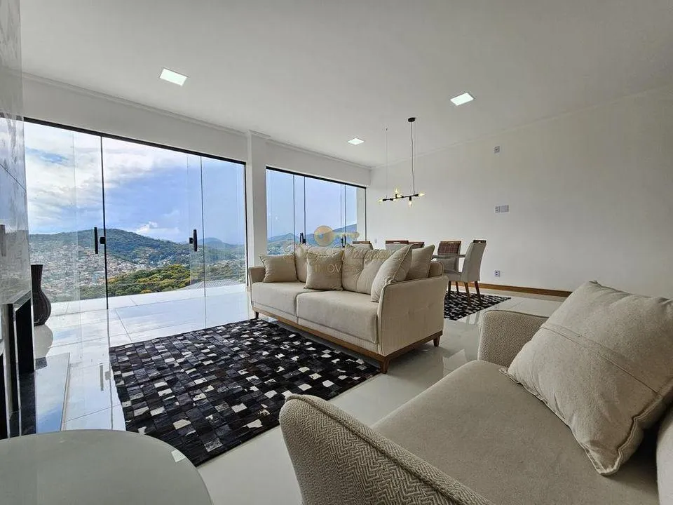 Imagem Casa em Condomínio para Venda em Teresópolis / RJ no bairro Barra do Imbuí