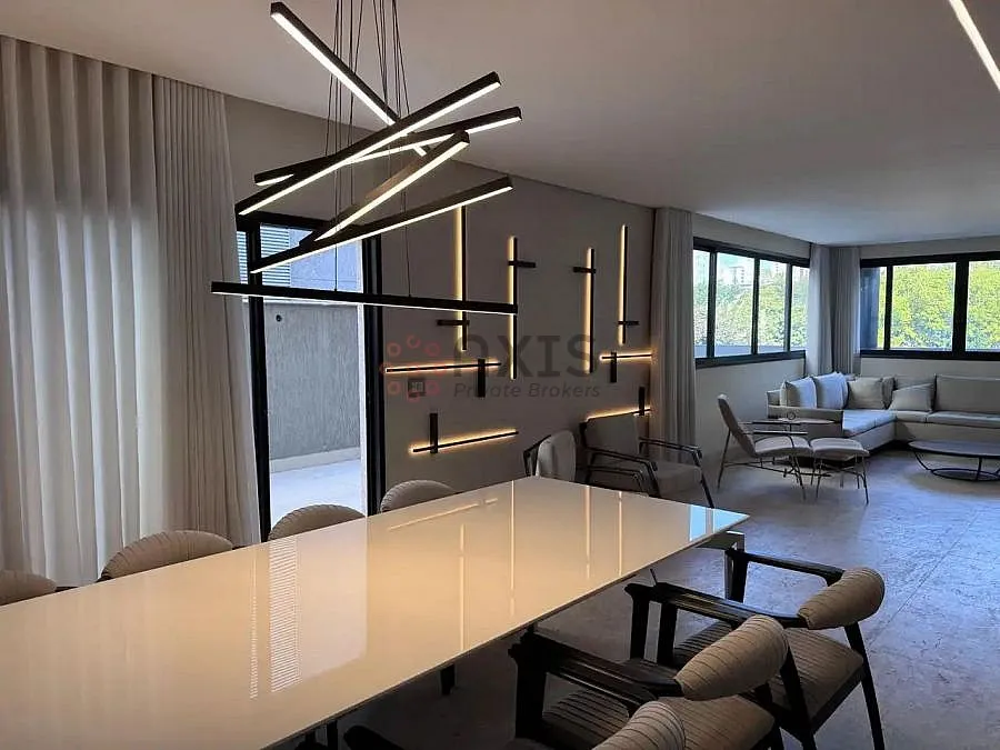Imagem Apartamento 4 suítes em Lourdes