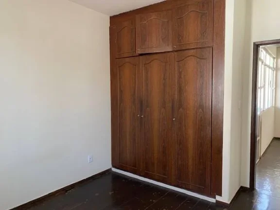 Imagem Casa ótima localização, comercial e residencial.