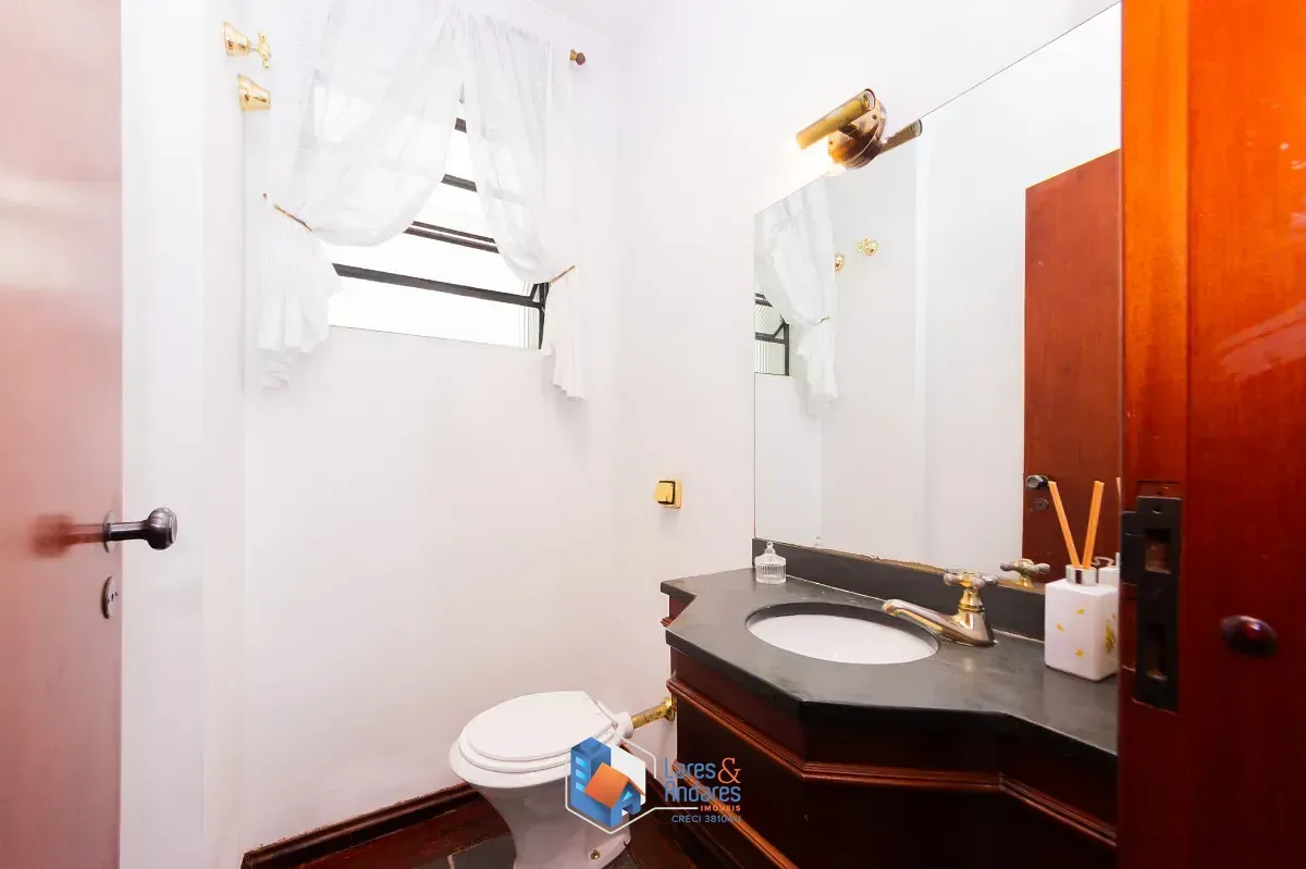 Imagem Casa para venda em Alto da Boa Vista com 4 quartos, sendo 2 suítes, 303m²