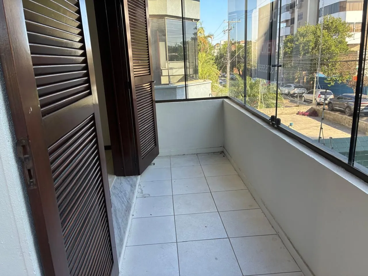 Imagem Excepcional Apartamento com 3 dormitórios no centro de Canoas.