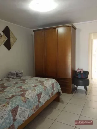 Imagem Sobrado com 3 dormitórios à venda, 337 m² por R$ 470,000 - Jardim Santa Lídia - Guarulhos/SP