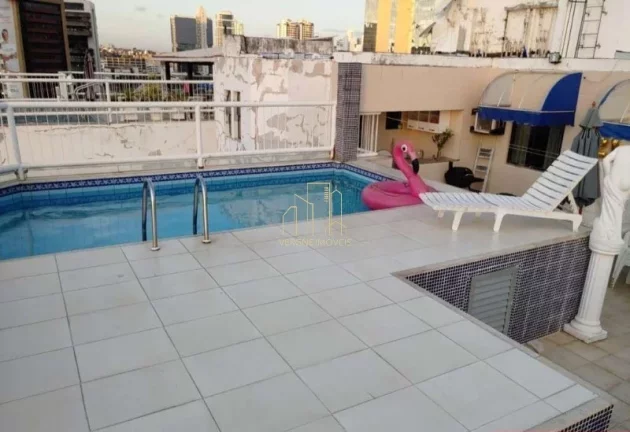 Imagem Cobertura de Luxo à Venda em Salvador-BA: 4 Quartos, 2 Suítes, 2 Salas, 6 Banheiros, 2 Vagas de Garagem, 240m² - Itaigara