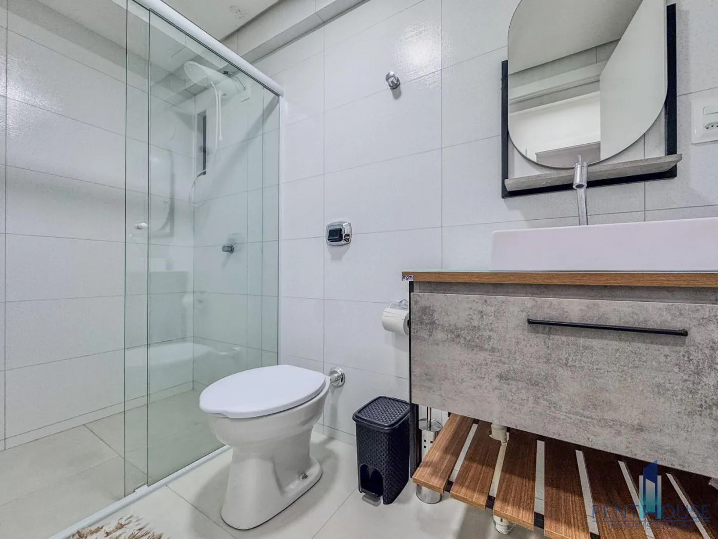 Imagem Apartamento Zona Central para Venda em Balneário Camboriú, CENTRO, 2 dormitórios, 1 suíte, 2 banheiros, 1 vaga