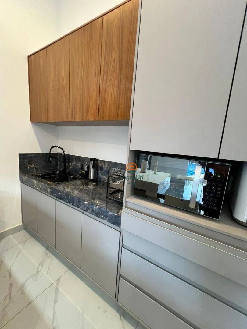 Imagem Casa com 3 dormitórios à venda, 640 m² por R$ 1.300.000 - Condomínio Estância das Petúnias - Lagoa Santa/MG