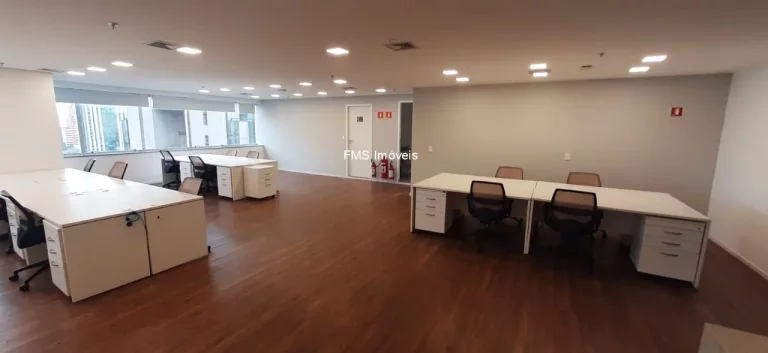 Imagem Conjunto comercial para locação com 212m² na Vila Olímpia.