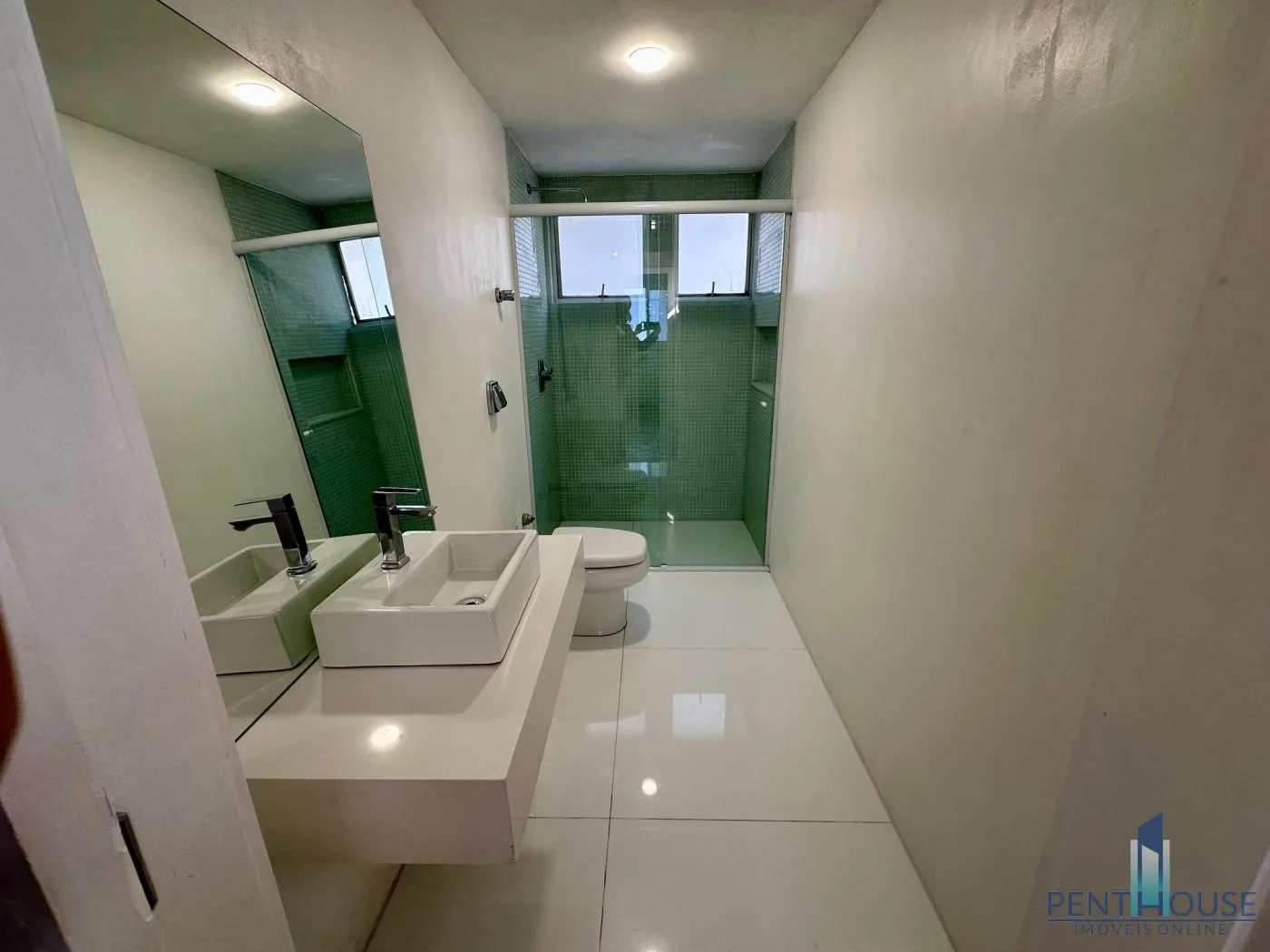 Imagem Apartamento Quadra Mar para Venda em Balneário Camboriú, PIONEIROS, 3 dormitórios, 1 suíte, 3 banheiros, 1 vaga