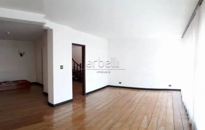 Imagem Sobrado com 329 metros quadrados de área útil, com 4 dormitórios sendo 1 dormitório reversível ...