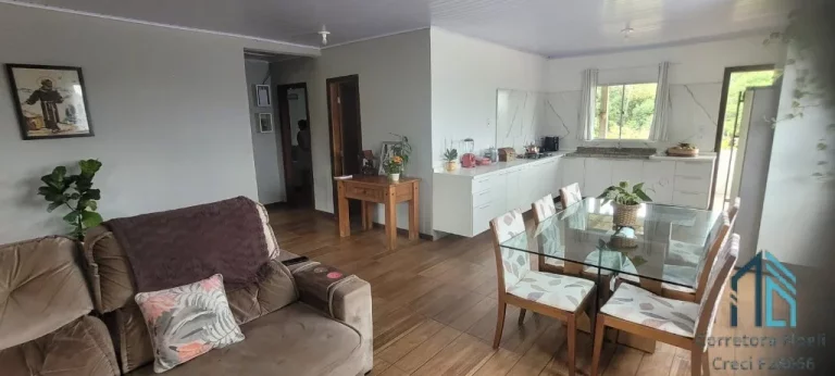Imagem Chácara LINDA com 3 casas a venda 9.000m2, bem localizada em Contenda - PR