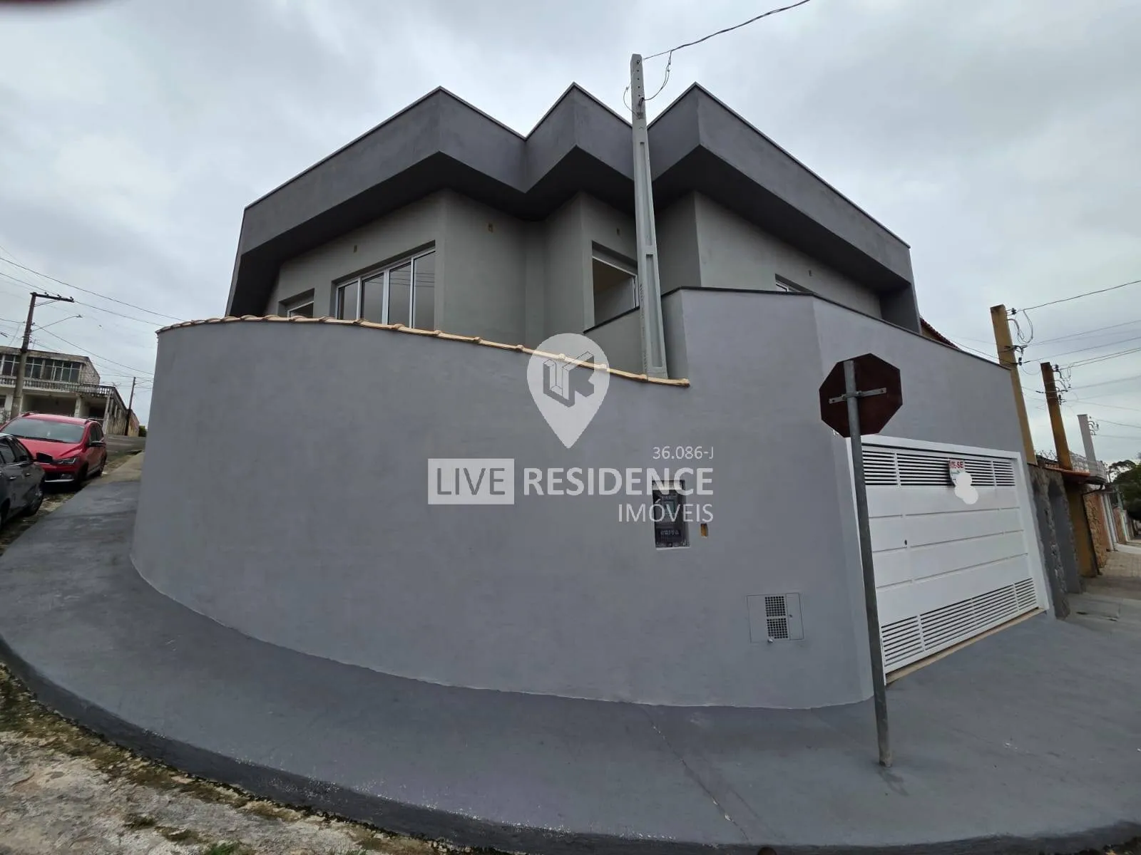 Imagem Sobrado à venda em Bairro bem localizado !