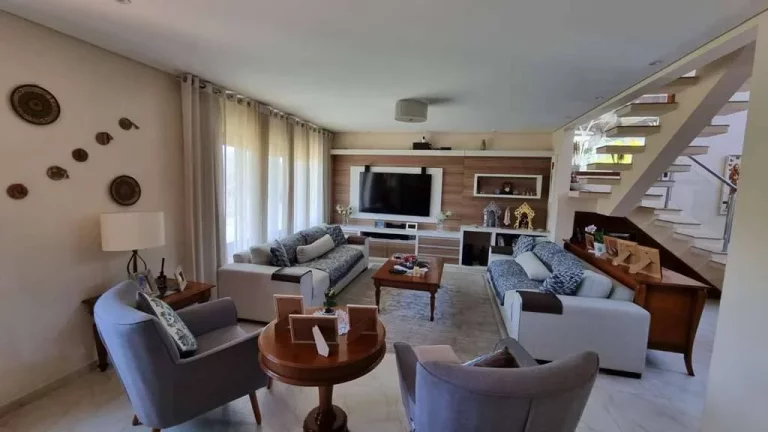 Imagem Cond Pq das Artes - 4 suítes. Home office, gourmet, piscina e pomar!