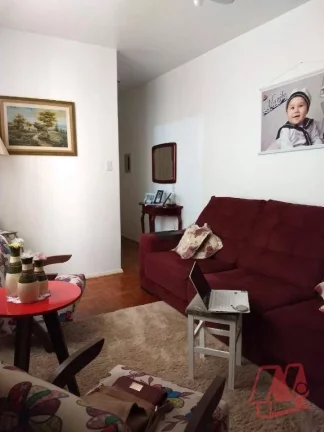 Imagem 2 dormitórios,reformado próximo ao Hospital de Clínicas