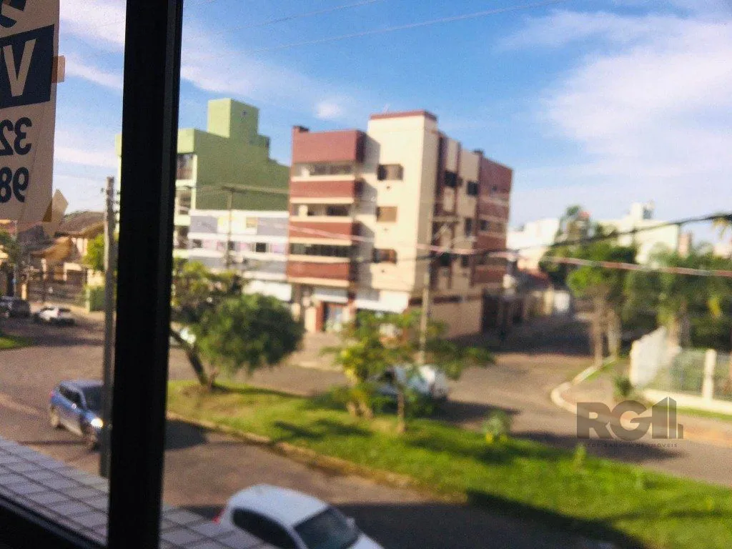 Imagem Prédio comercial com 02 lojas e 06 salas no bairro Jardim Itu, Porto Alegre/RS
