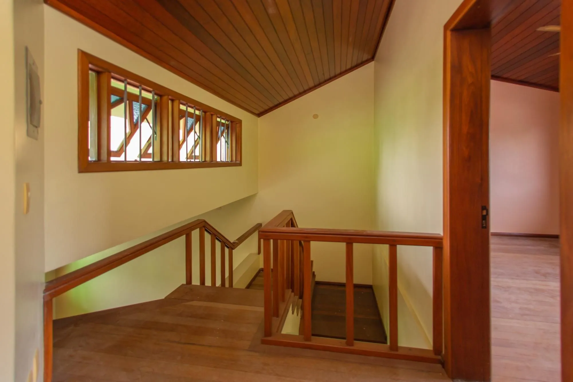 Imagem Casa com 3 quartos e 185m² à venda em Vila Nova