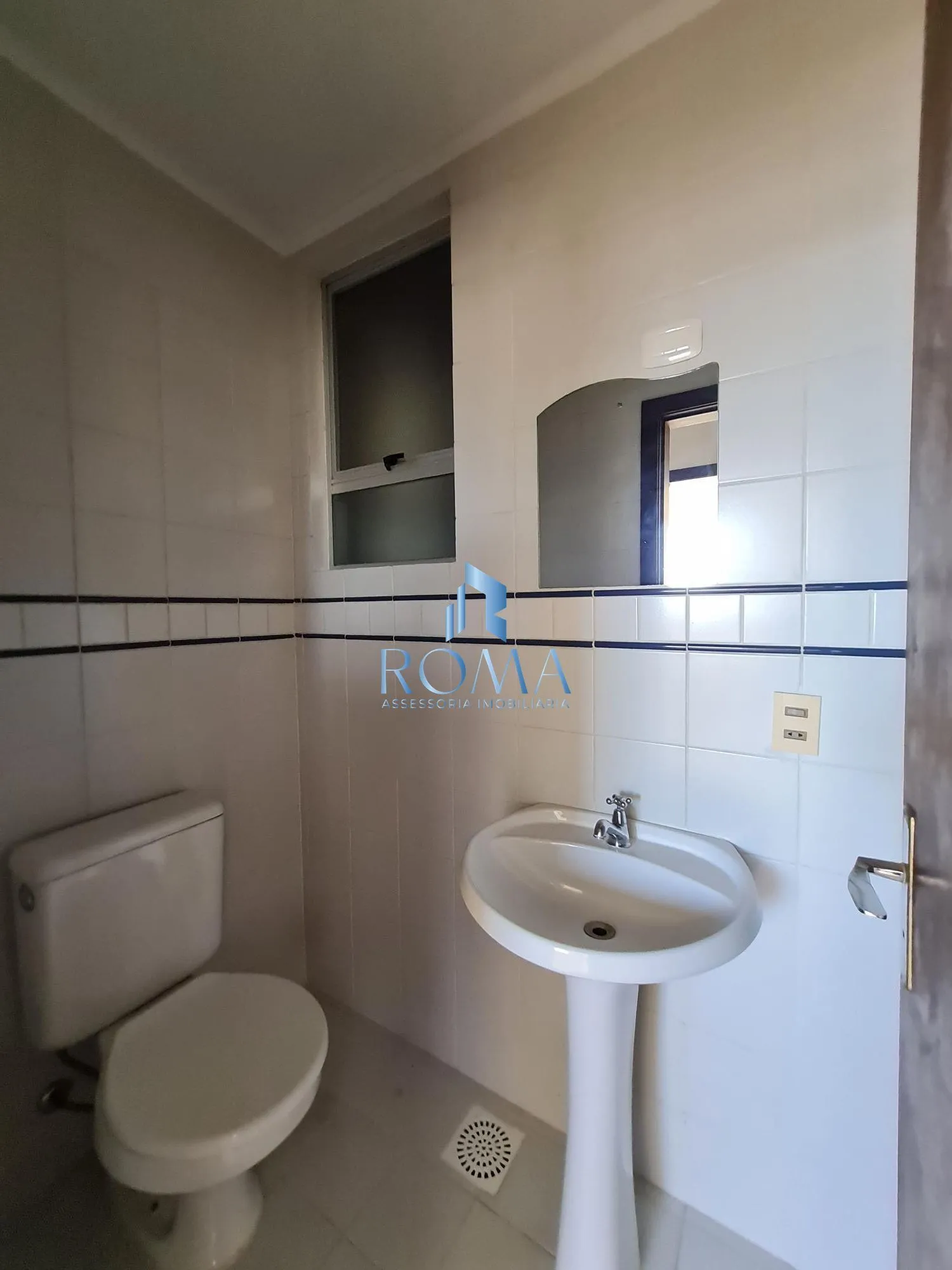 Imagem Apartamento 2 dormitórios à venda Centro Santa Maria/RS