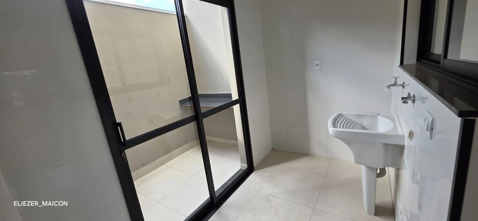 Imagem Casa a venda com 3 quartos no bairro Jardim Acacias em Poços de Caldas - MG