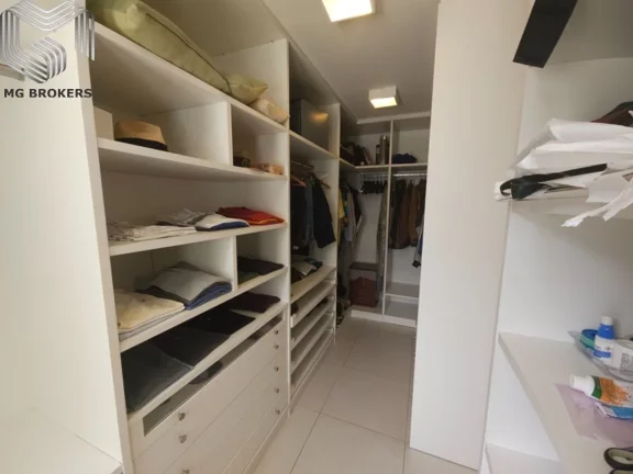 Imagem Cobertura exclusiva na Barra da Tijuca: 4 quartos, 4 suítes, 3 salas, 5 banheiros, 4 vagas - 558m² de pura sofisticação!