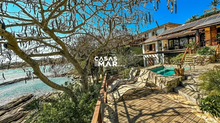 Imagem Casa Frente Mar para Venda em Armação dos Búzios / RJ no bairro Ferradura