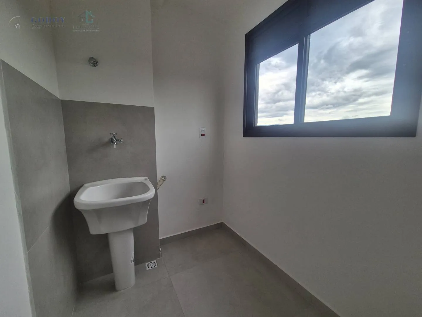 Imagem Oportunidade Única: Apartamento Novo no Coração da Cidade
