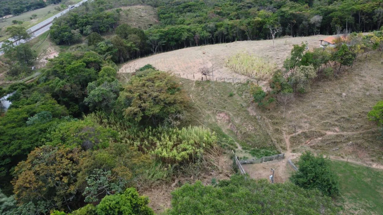 Imagem Sítio à venda em Itaguara/MG ,com 50.000 m² de terra