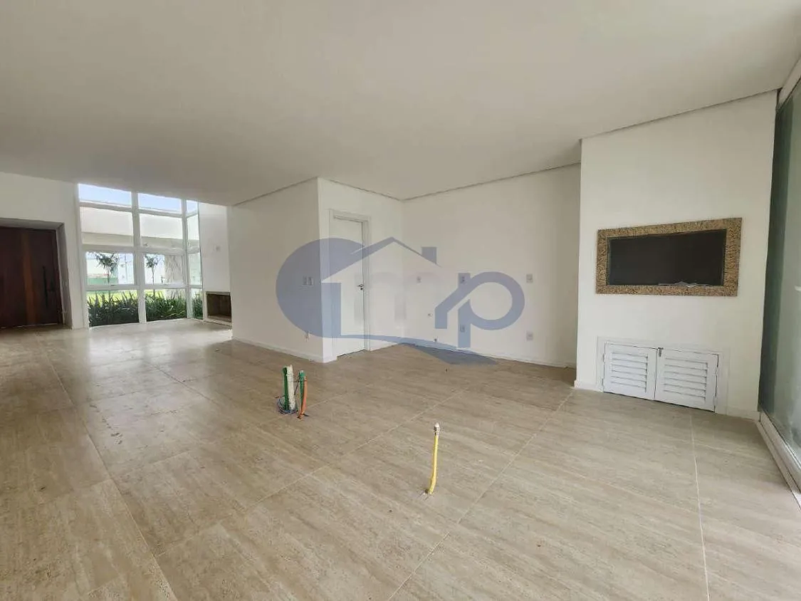 Imagem Casa a venda com 4 suites no Engenho Velho em Torres/RS