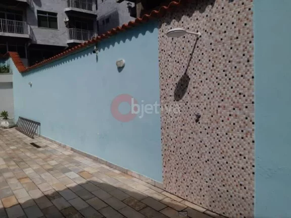 Imagem Apartamento com 3 dormitórios à venda, 115 m², Braga - Cabo Frio/RJ