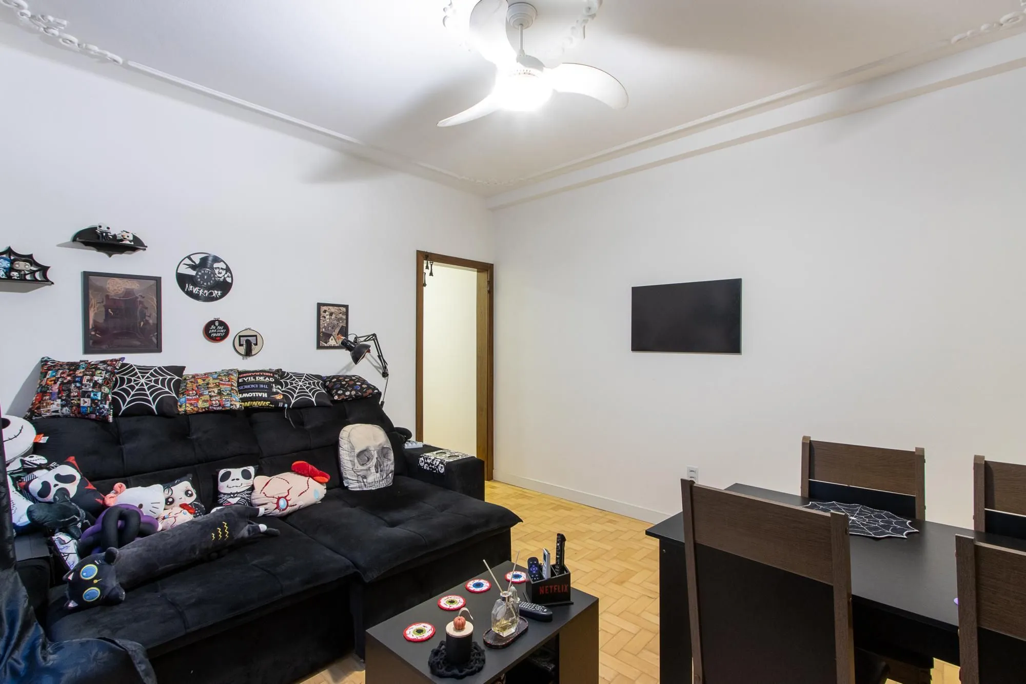 Imagem Apartamento Semi-mobiliado de 2 Quartos no Bairro Bom Fim