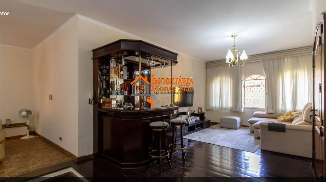 Imagem Sobrado com 5 dormitórios à venda, 500 m² por R$ 2.332.000 - Vila Galvão - Guarulhos/SP