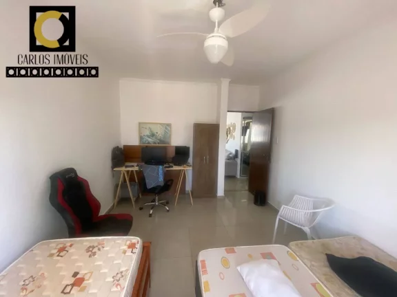 Imagem Home Office na praia de Santos - Apto de 2 Dormitórios Mobiliado