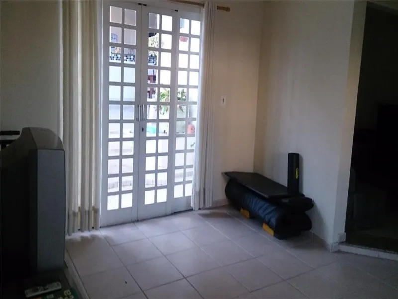 Imagem CASA RESIDENCIAL À VENDA OU LOCAÇÃO, JARDIM PIRES DE MELLO, SOROCABA.