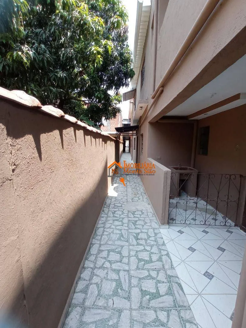 Imagem Casa com 7 dormitórios à venda, 260 m² por R$ 490.000,00 - Cidade Soberana - Guarulhos/SP