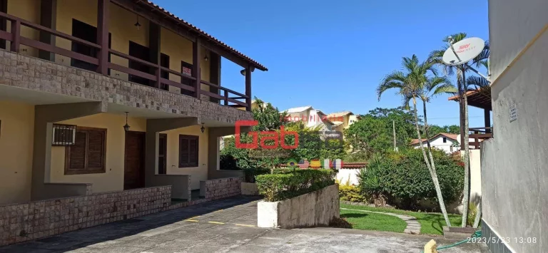 Imagem Apartamento com 2 dormitórios à venda, 89 m² por R$ 350.000,00 - Peró - Cabo Frio/RJ