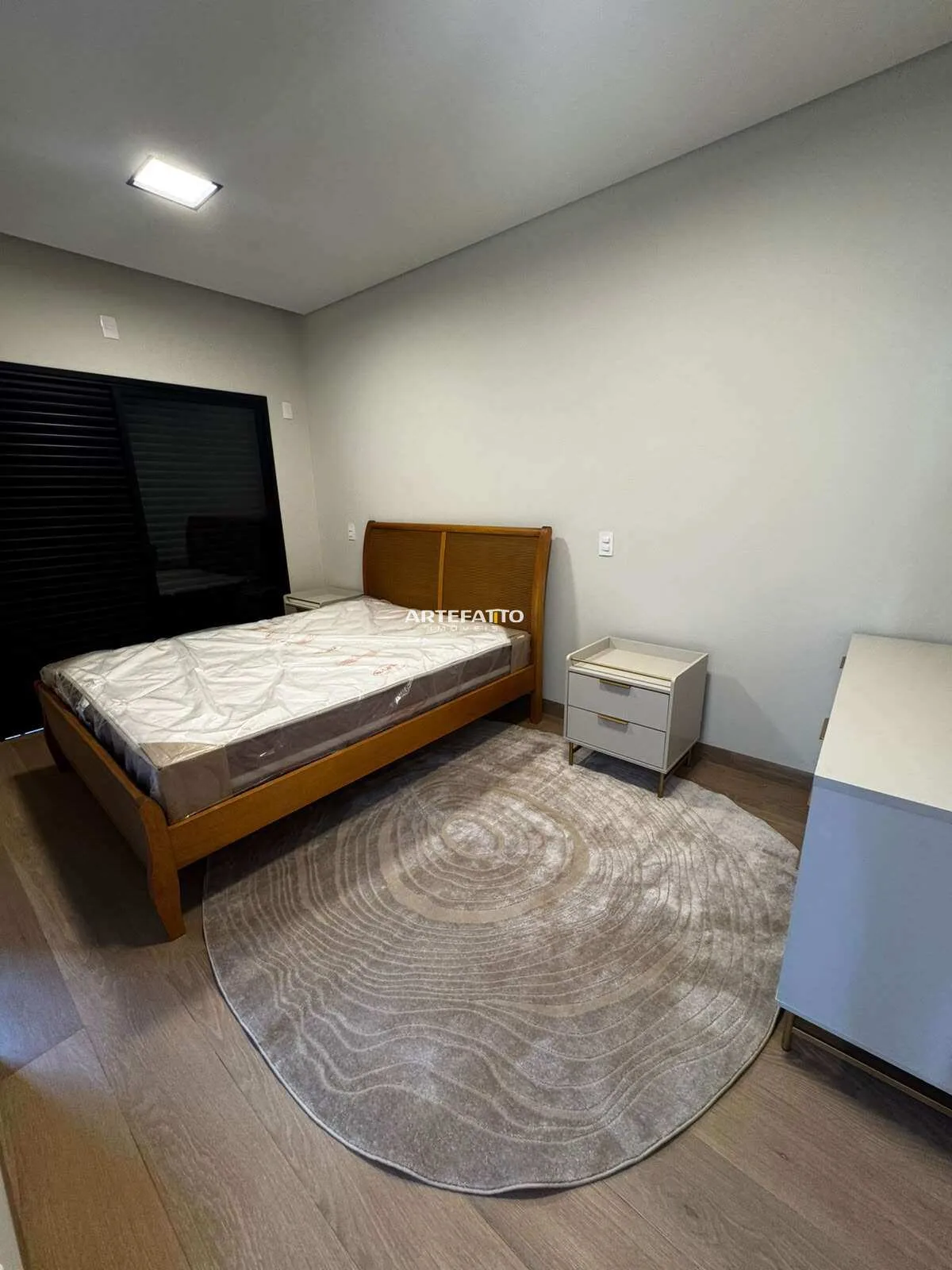 Imagem Casa de condomínio à venda em Rifaina, Condomínio Portal do Lago, com 3 quartos, 222m2