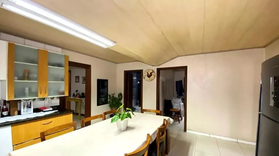 Imagem Sobrado para Venda em Novo Hamburgo / RS no bairro Canudos