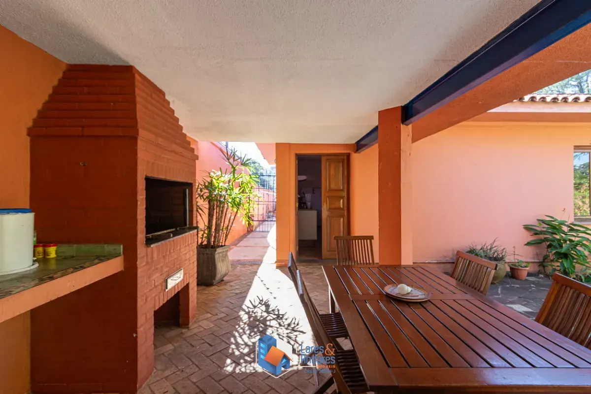 Imagem Casa para venda em Real Parque com 3 quartos, sendo 2 suítes, 309m²