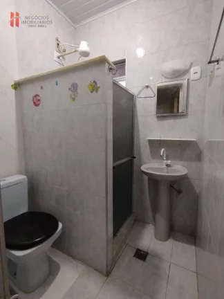 Imagem CASA AMPLA com 2 quartos para alugar na Vila Meriti em Duque de Caxias/RJ