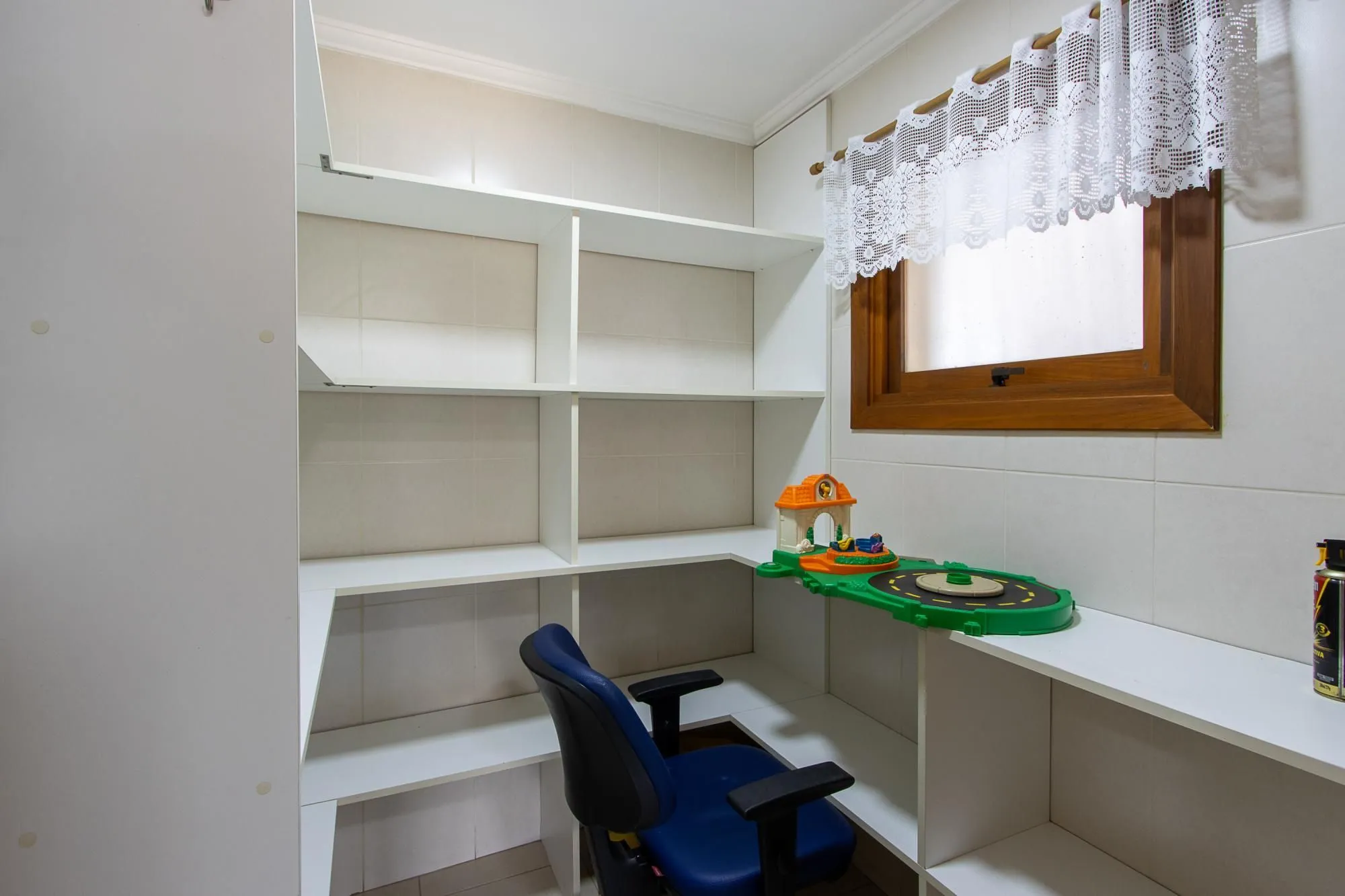 Imagem Prédio Misto Comercial/Residencial, à venda, com 802,57m² privativos, 6 vagas - Bairro Tristeza