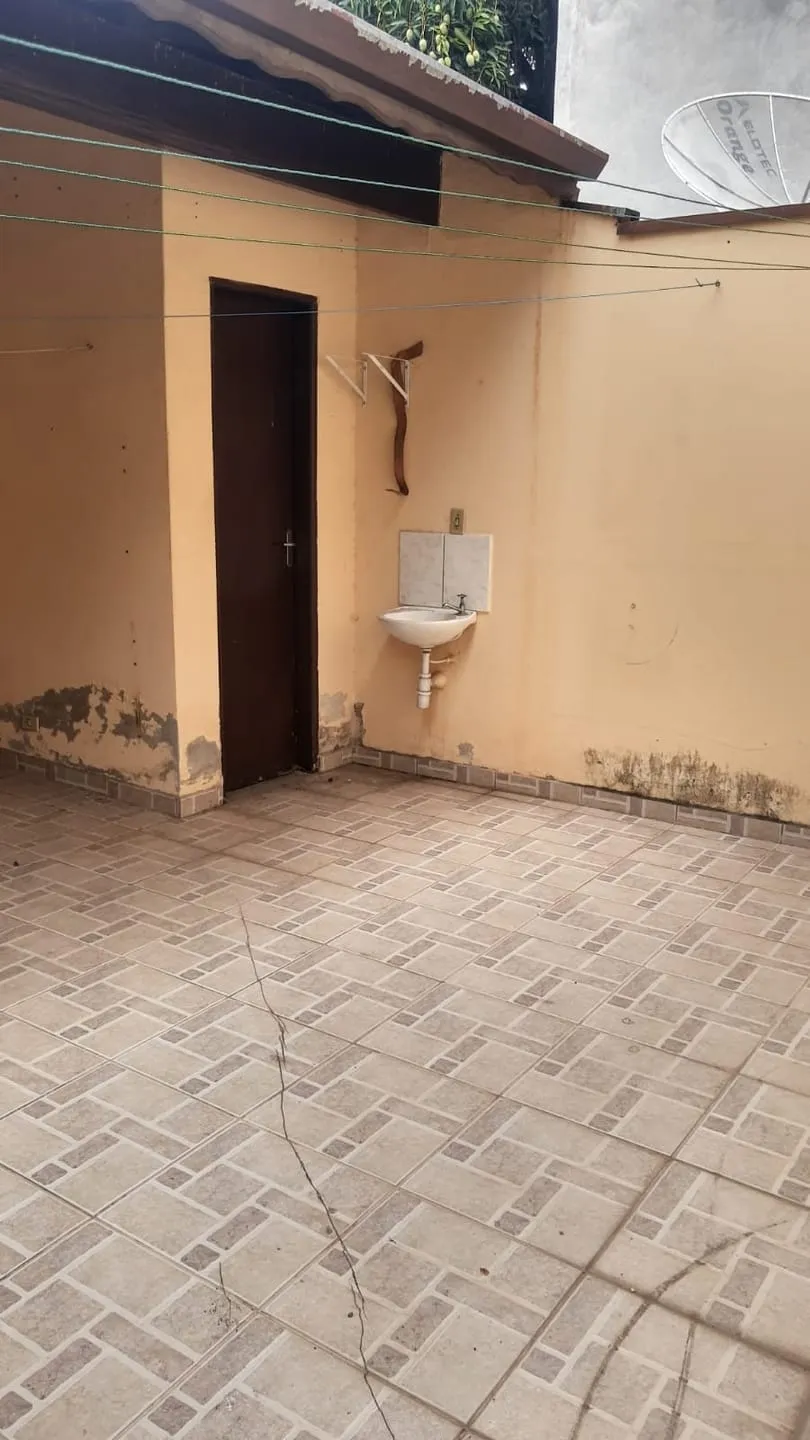 Imagem Casa para Locação 2 Quartos, 2 Vagas, 180M², Vila Santa Fé, Taubaté - SP