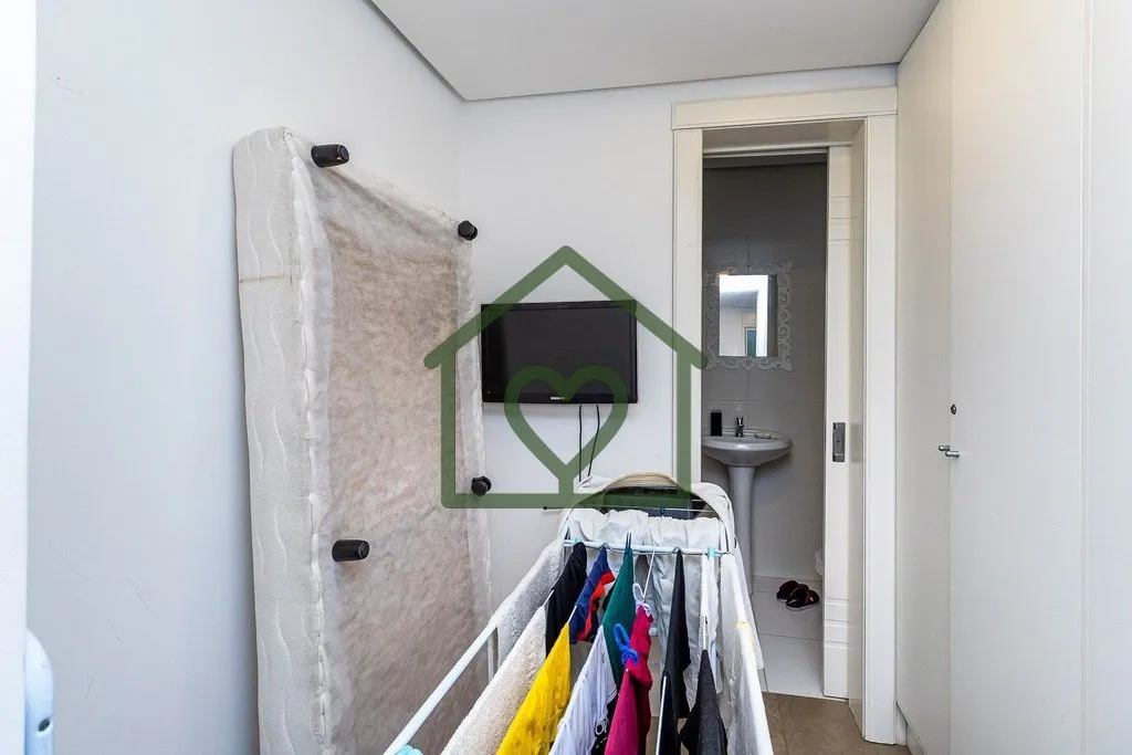 Imagem Este apartamento mobiliado de 223 m² oferece um estilo de vida requintado no coração da Bela Vist...