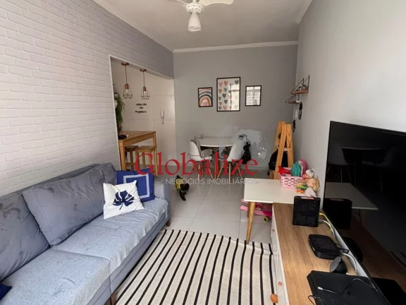 Imagem Apartamento à venda com 69m², 2 quartos, vaga demarcada por R$369.000,00 no Marapé em Santos