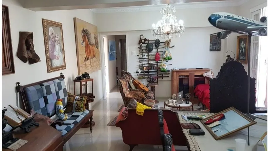 Imagem Apartamento com 4 quartos no centro de Porto Alegre