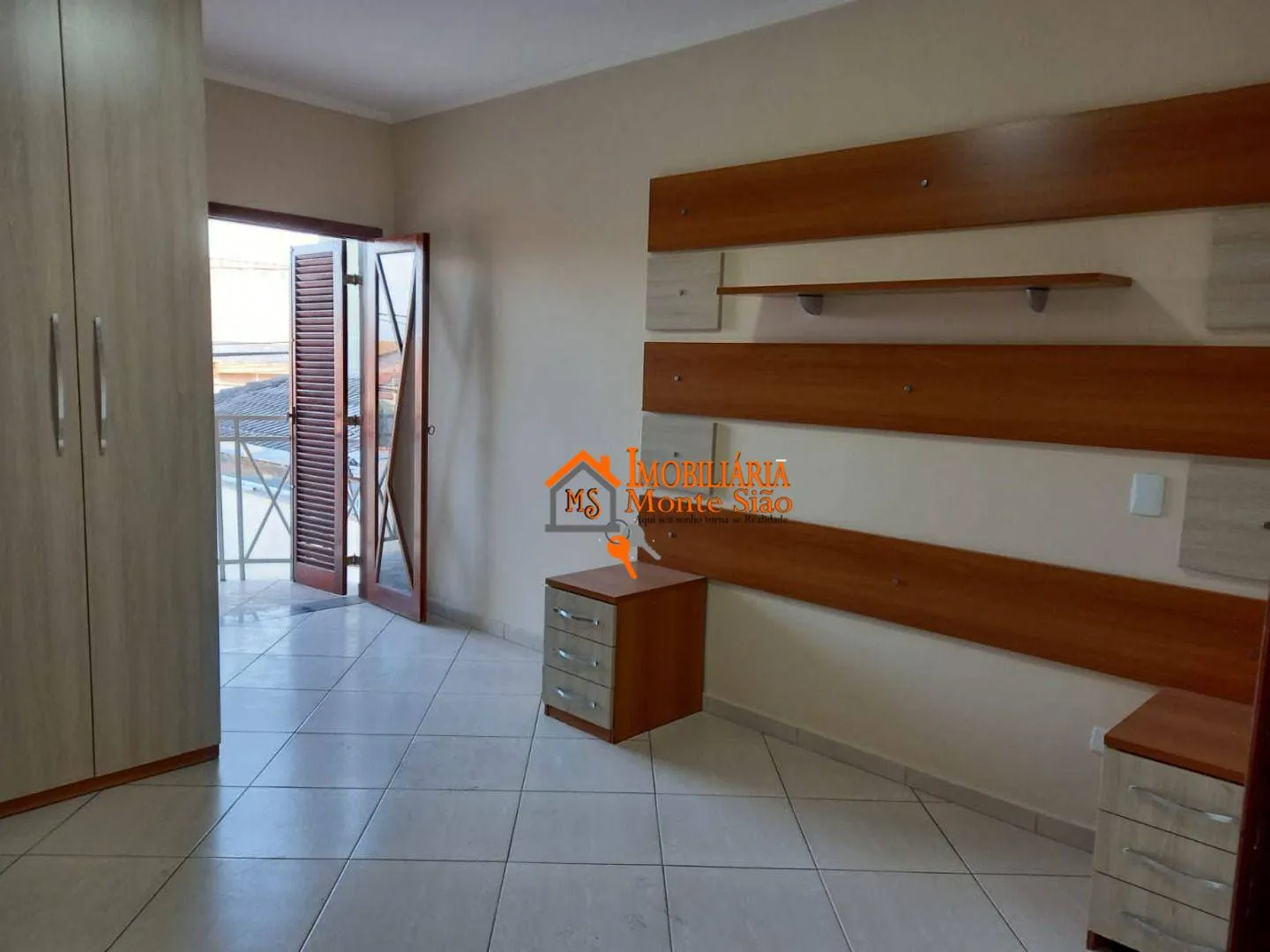 Imagem Sobrado com 3 dormitórios à venda, 122 m² por R$ 790.000,00 - Vila Fátima - Guarulhos/SP