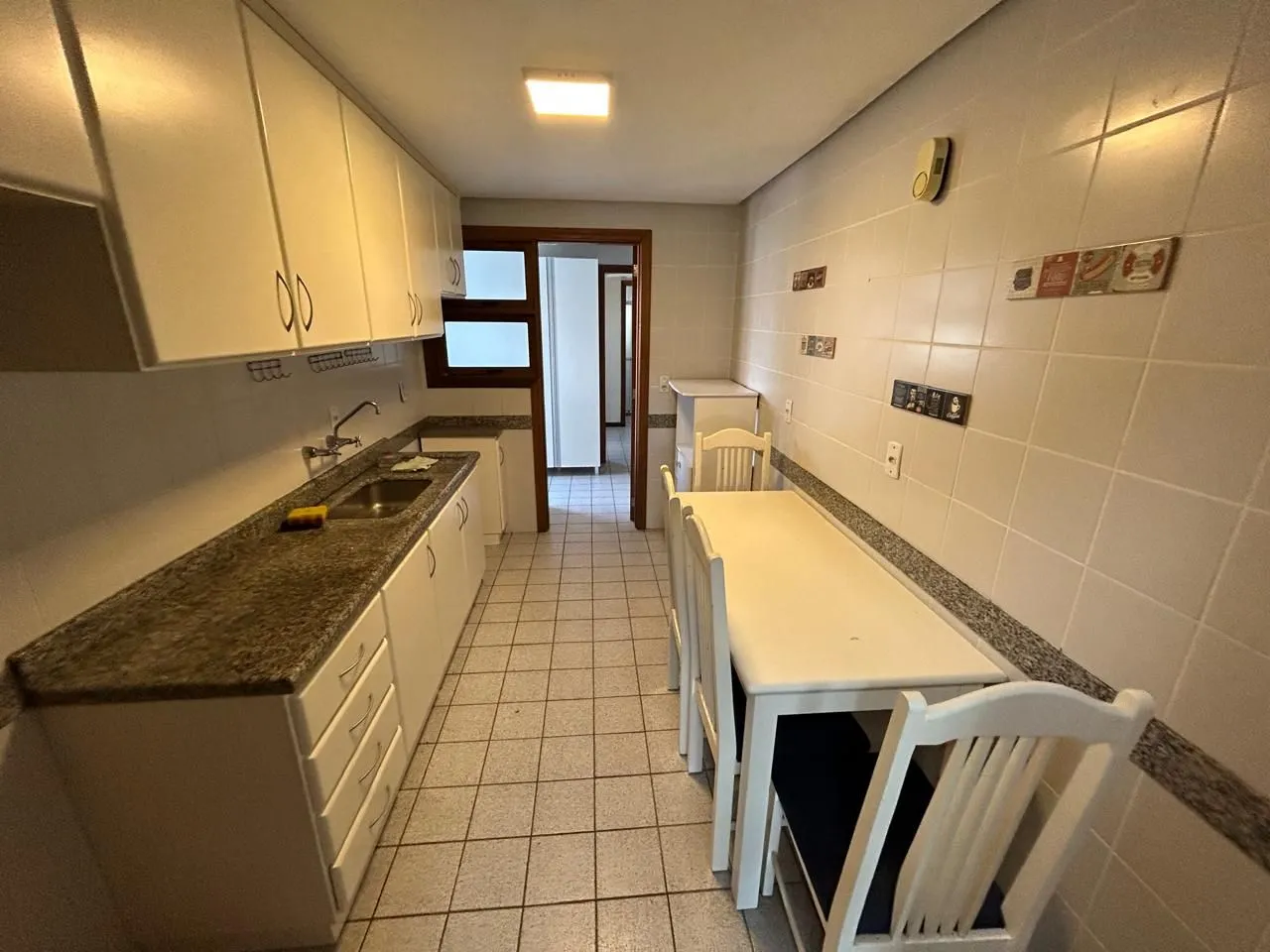 Imagem Apartamento à venda, com 3 quartos, 167m2