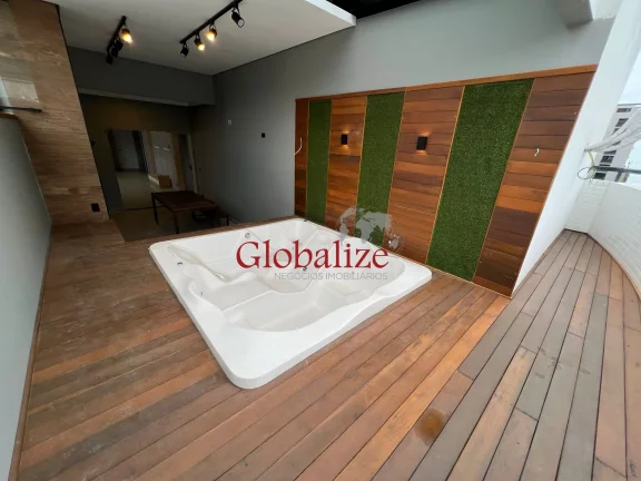 Foto do imóvel Cobertura à venda com 191m², 3 dormitórios, 1 suíte, jacuzzi, vista mar por R$ 1.849.000,00 no Campo Grande em Santos