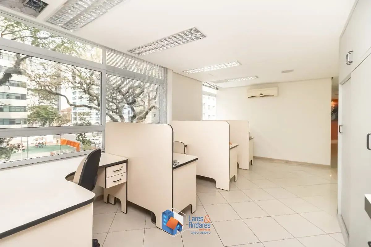 Imagem Conjunto comercial para venda em Consolação, 202m²