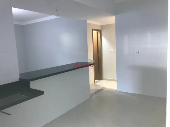 Imagem SOBREPOSTA BAIXA, 3 QUARTOS, 1 SUÍTE, 2 VAGAS DE GARAGEM, CAMPO GRANDE, SANTOS.
