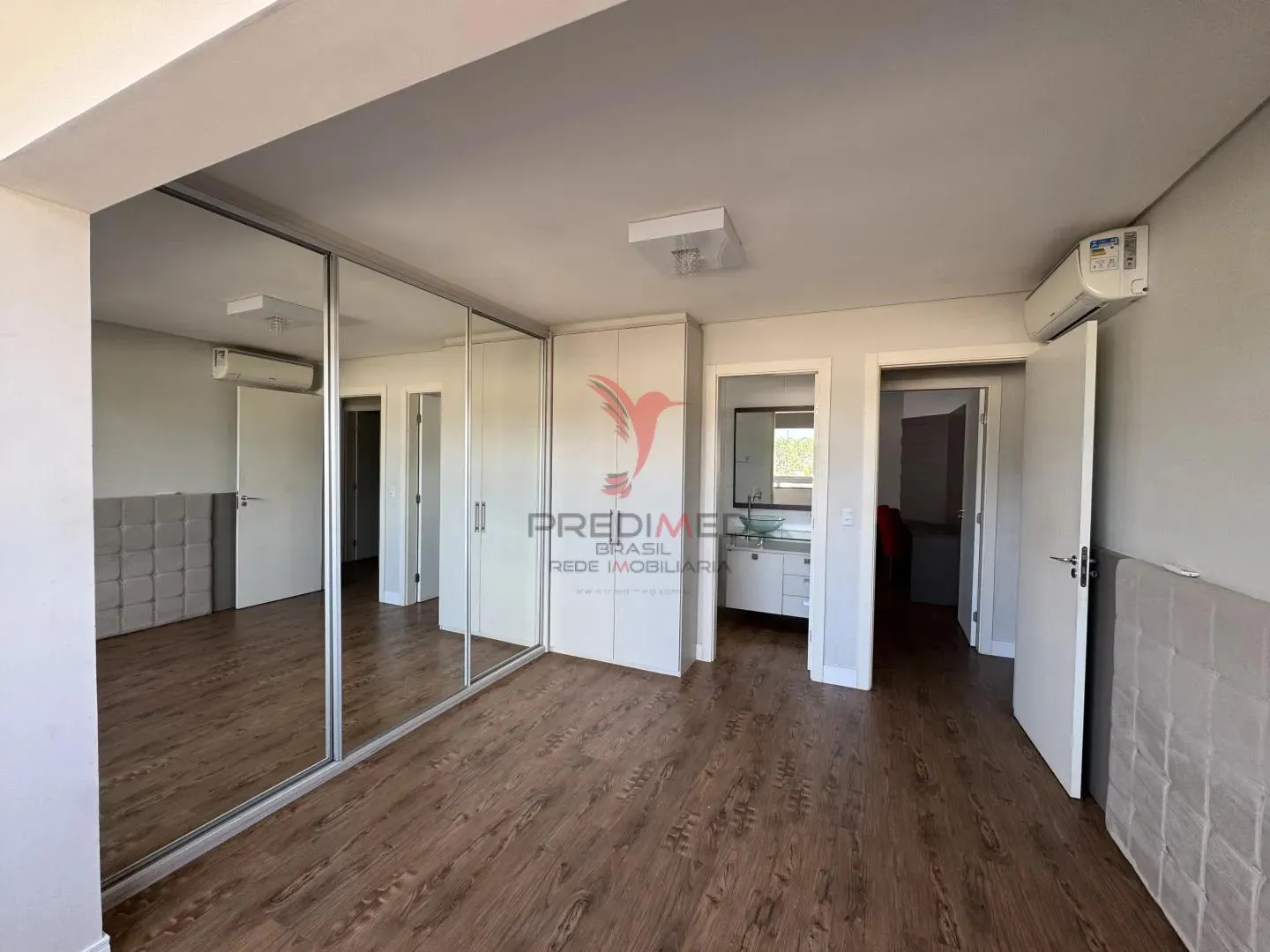 Imagem Apartamento Semi Mobiliado No Jaraguá Esquerdo